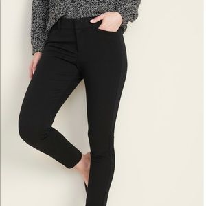 Old Navy Pixie Ankle Pant